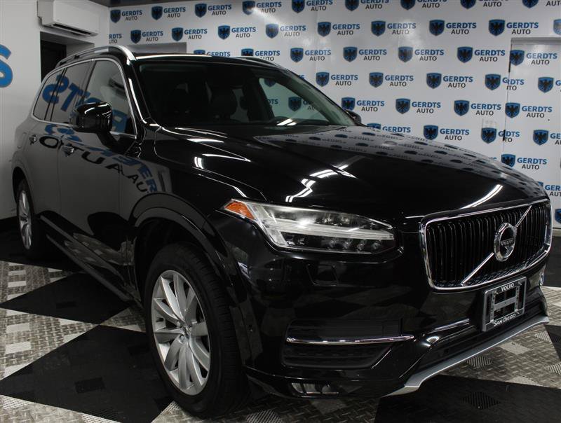 Used 2016 Volvo XC90 T6 Momentum AWD/4WD image 5