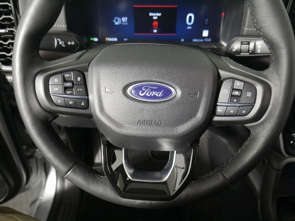 Used 2024 Ford Ranger Lariat w/ FX4 Off-Road Package image 13