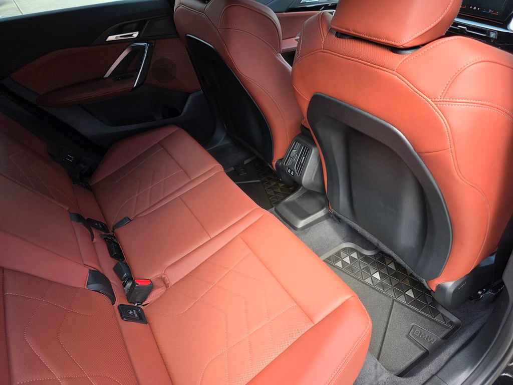 Used 2026 BMW X1 xDrive28i w/ Technology Package image 28