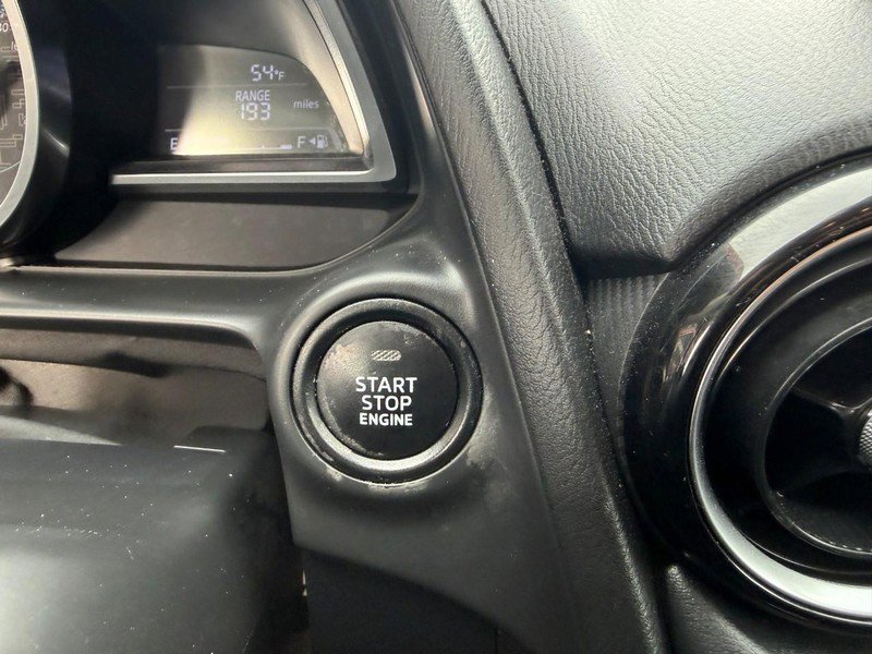 Used 2017 Toyota Yaris iA image 17