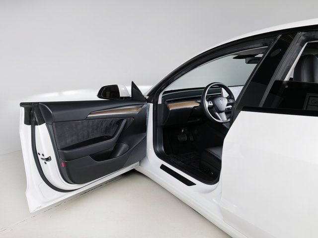 Used 2023 Tesla Model 3 Standard Range RWD image 22