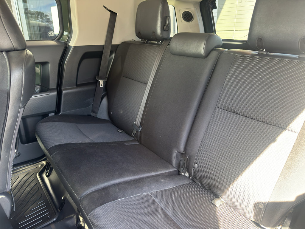 Used 2013 Toyota FJ Cruiser 4WD w/ Upgrade Pkg image 6