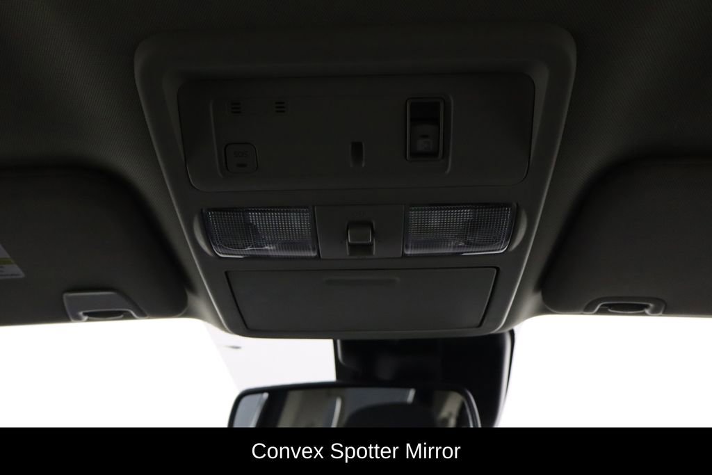 Used 2021 Nissan Titan SV w/ SV Convenience Package image 24