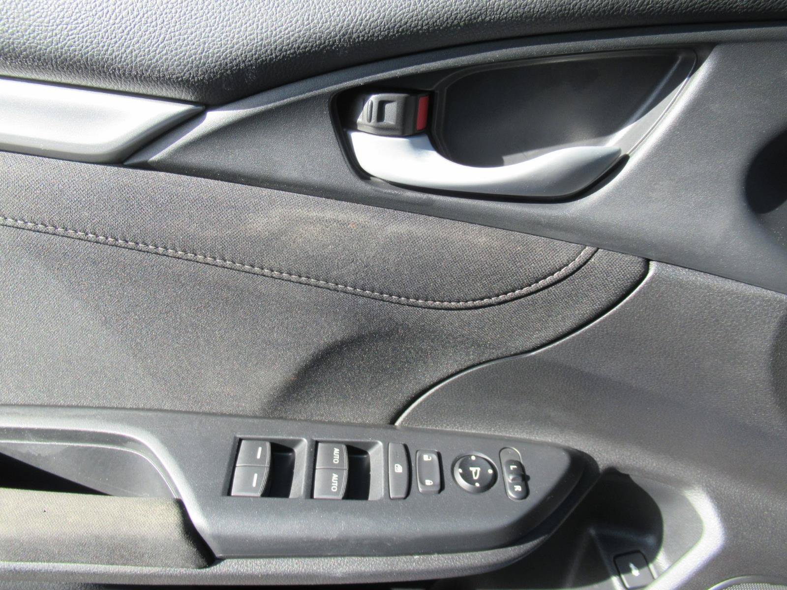 Used 2017 Honda Civic EX image 21