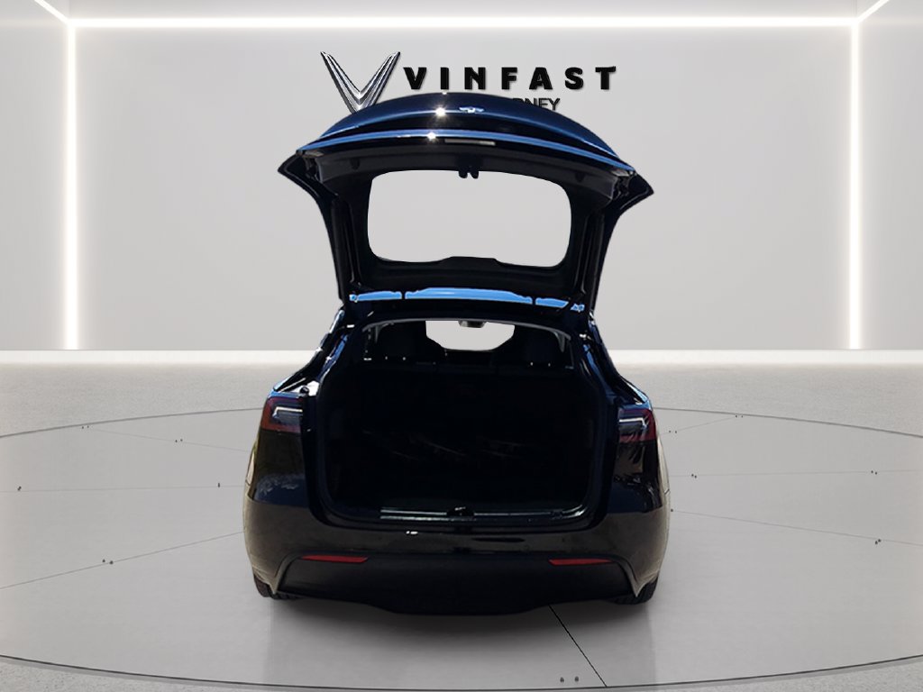 Used 2020 Tesla Model Y Long Range AWD/4WD image 9