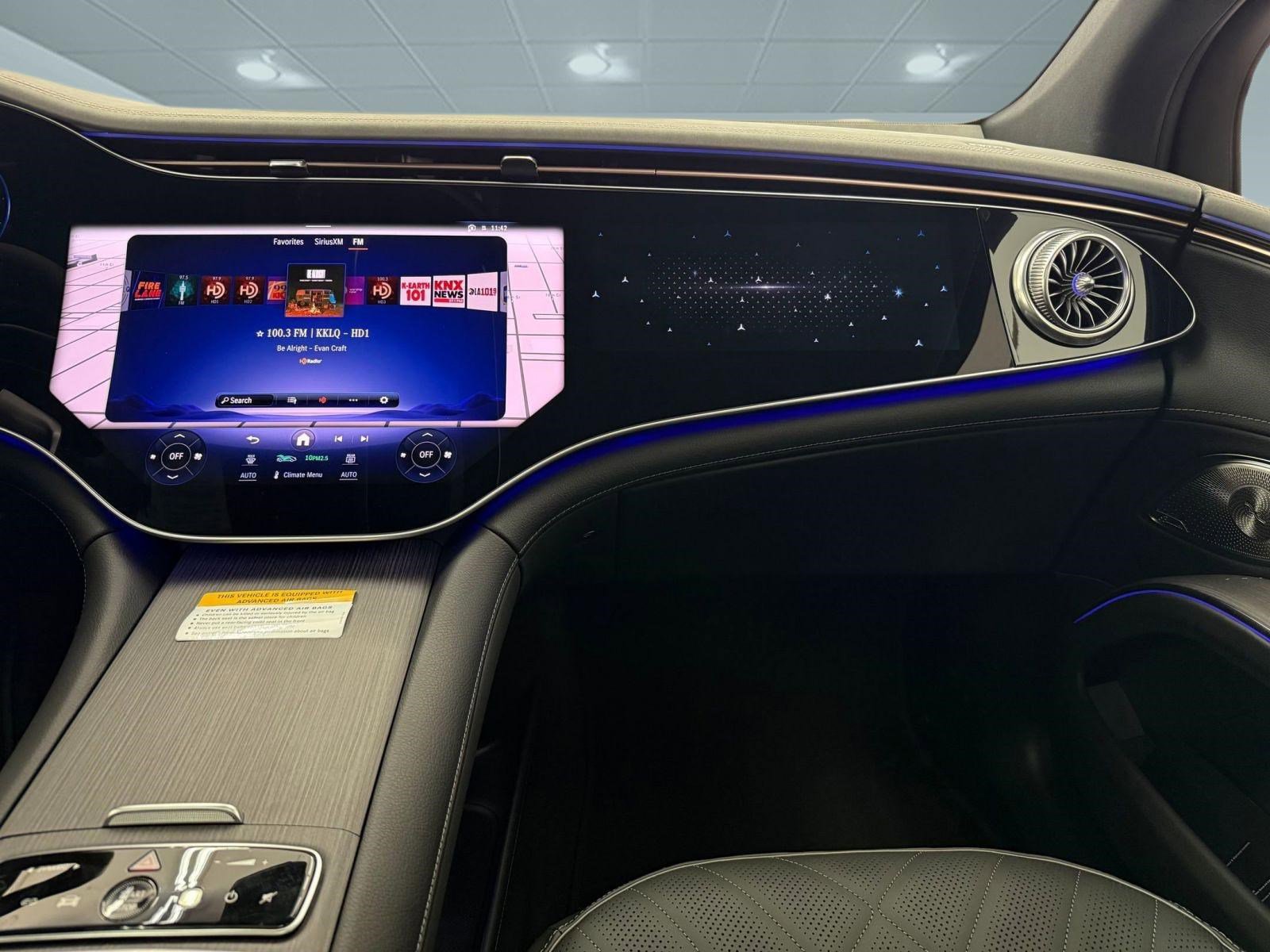 New 2026 Mercedes-Benz EQS 550 4MATIC SUV image 27