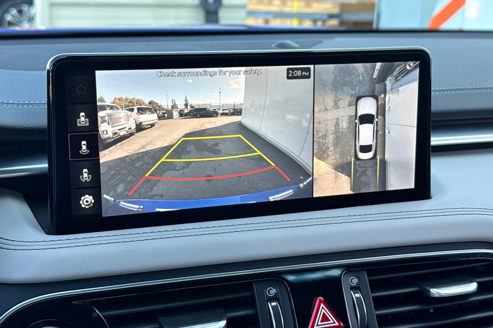 Used 2022 Genesis G70 3.3T image 25