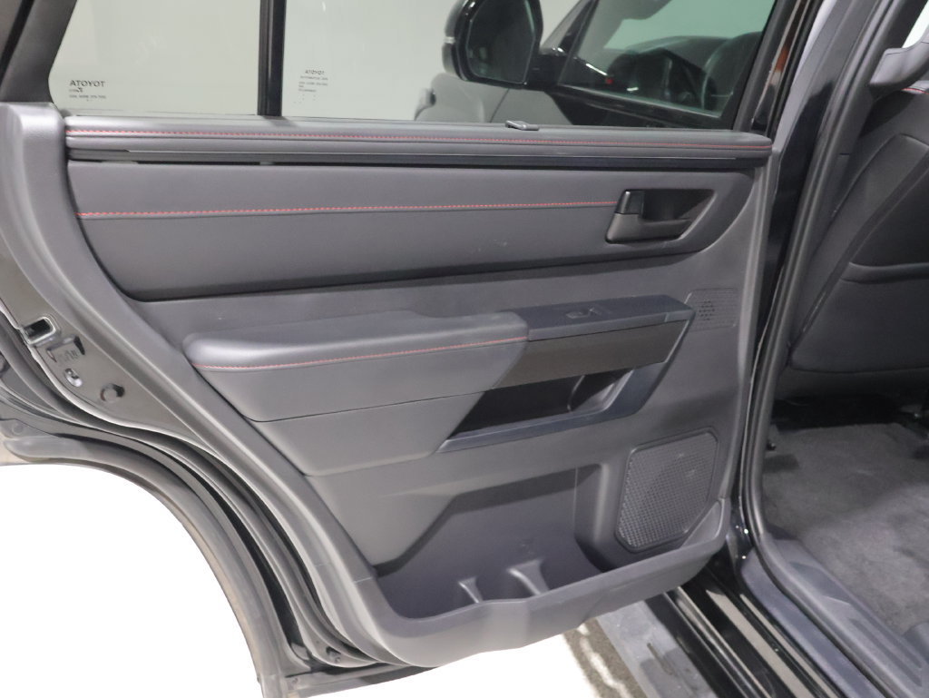 Used 2025 Toyota Sequoia TRD Pro AWD/4WD image 19