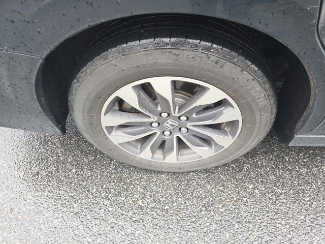 Used 2024 Honda Odyssey EX-L image 11