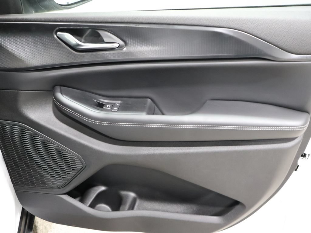 New 2026 Jeep Grand Cherokee Laredo X AWD/4WD image 17