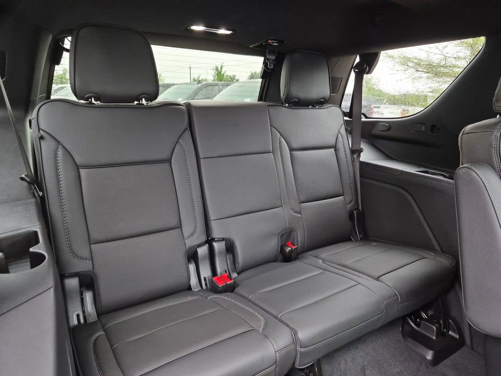 Used 2026 GMC Yukon Denali w/ Denali Reserve Package image 37