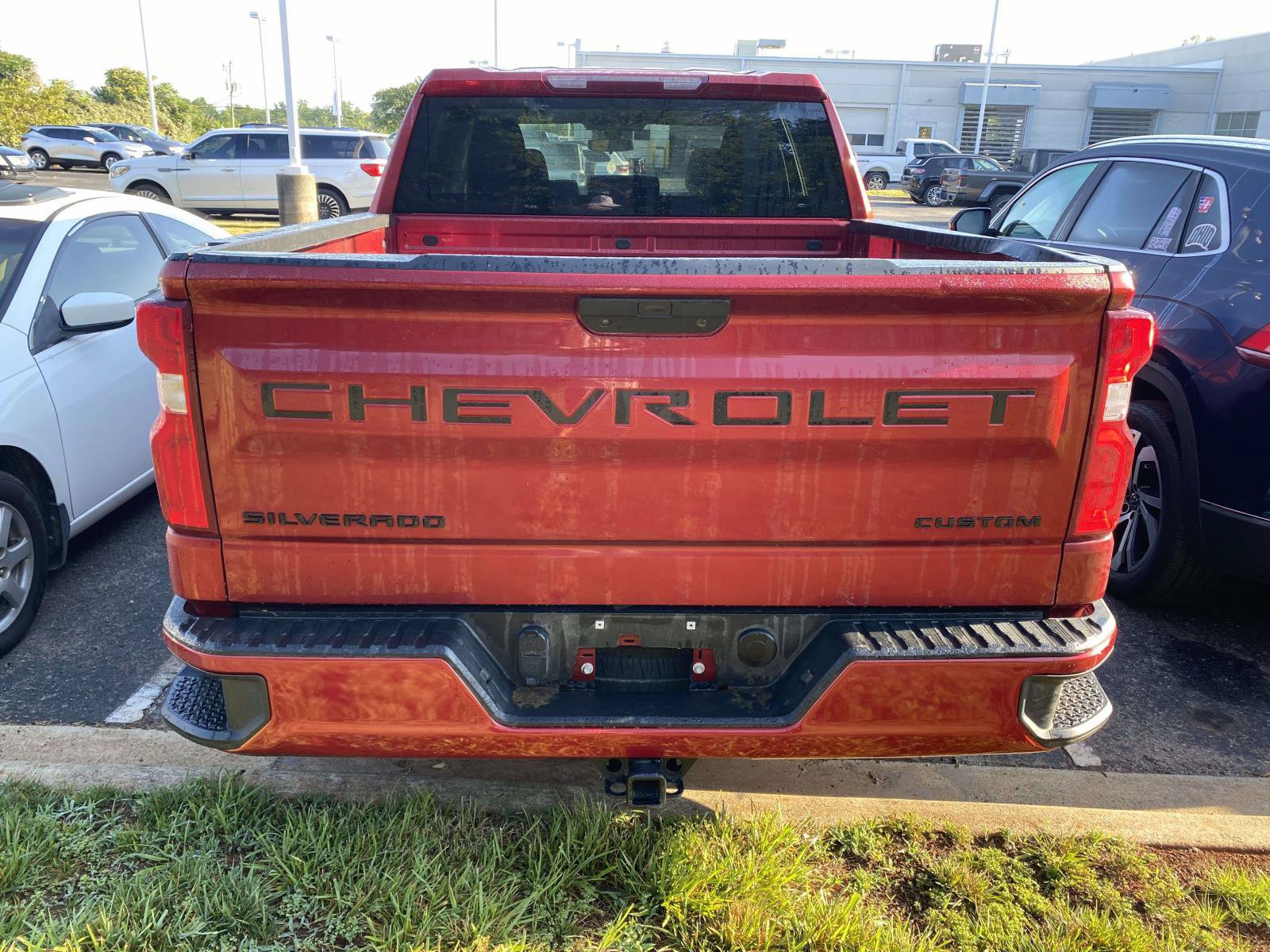 Used 2022 Chevrolet Silverado 1500 Custom w/ LPO, Dark Essentials Package AWD/4WD image 6