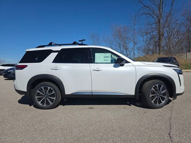 New 2026 Nissan Pathfinder Platinum AWD/4WD image 17