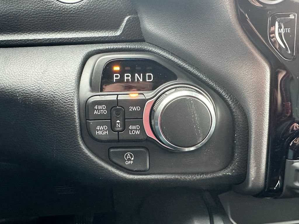 New 2026 RAM 1500 Big Horn AWD/4WD image 26