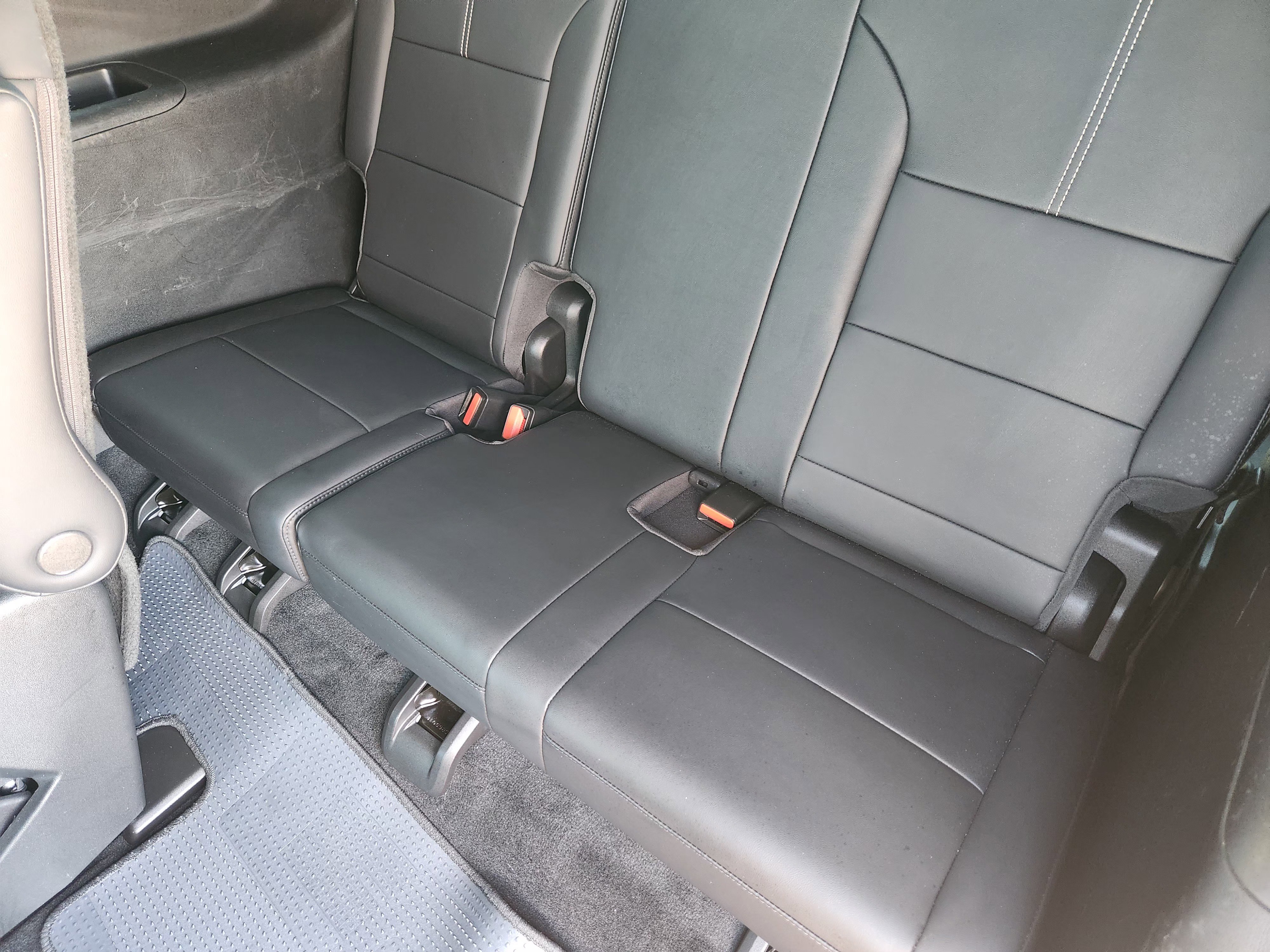 Used 2024 GMC Acadia Elevation FWD image 32
