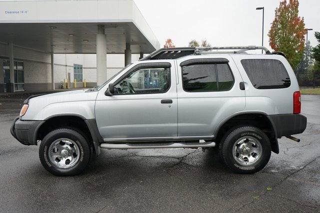 Used 2000 Nissan Xterra SE image 6
