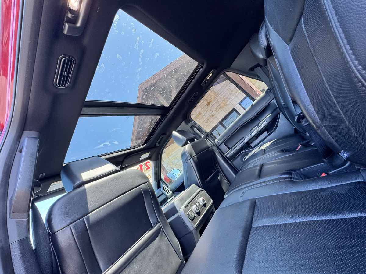 Used 2021 Ford Expedition XLT RWD image 9