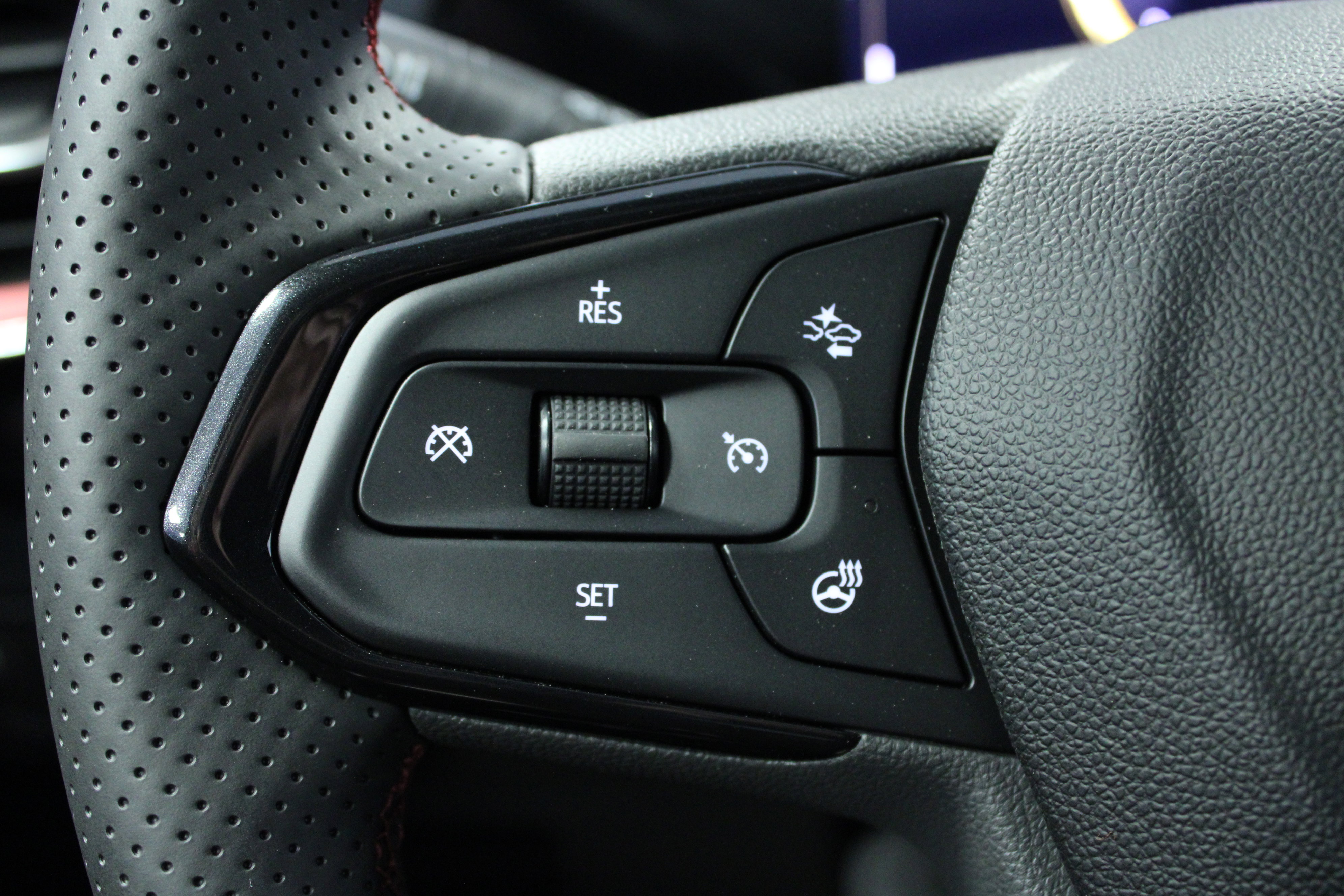 New 2025 Chevrolet TrailBlazer RS w/ Convenience Package image 20