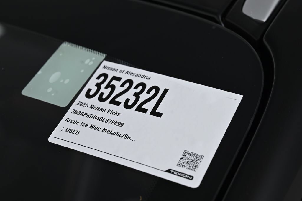 Certified 2025 Nissan Kicks SR AWD/4WD image 38