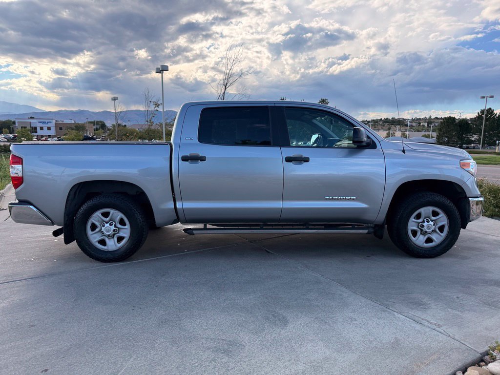 Used 2017 Toyota Tundra SR5 w/ SR5 Upgrade Package RWD image 9