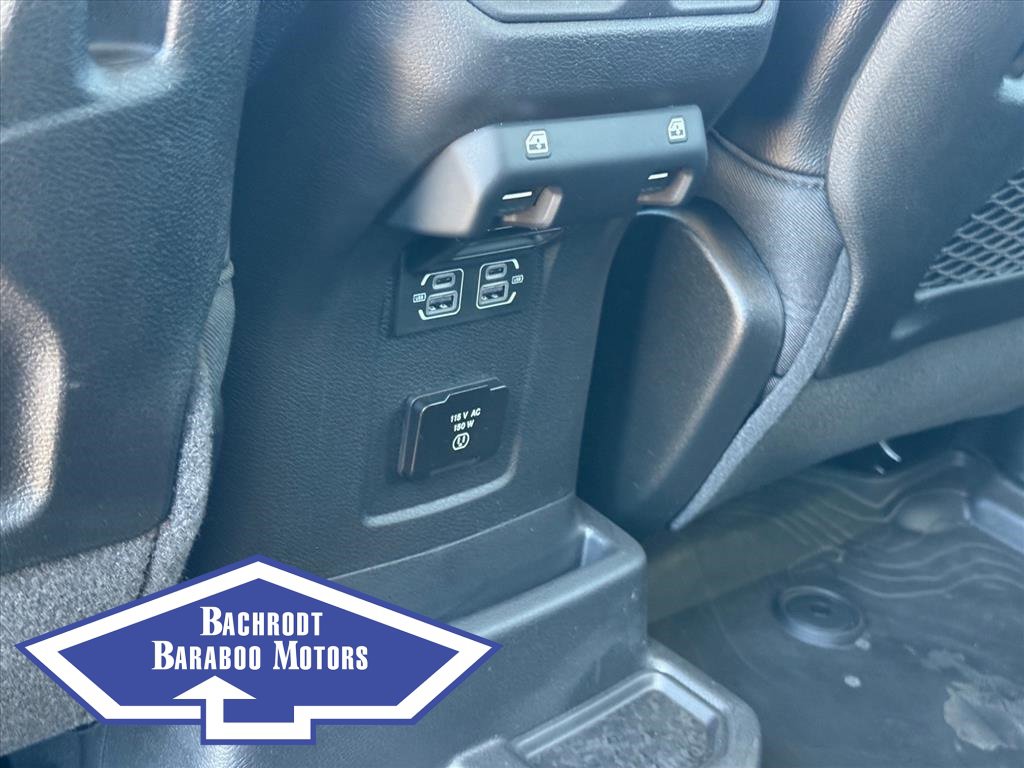 Used 2021 Jeep Wrangler Unlimited Rubicon w/ Trailer Tow Package image 12