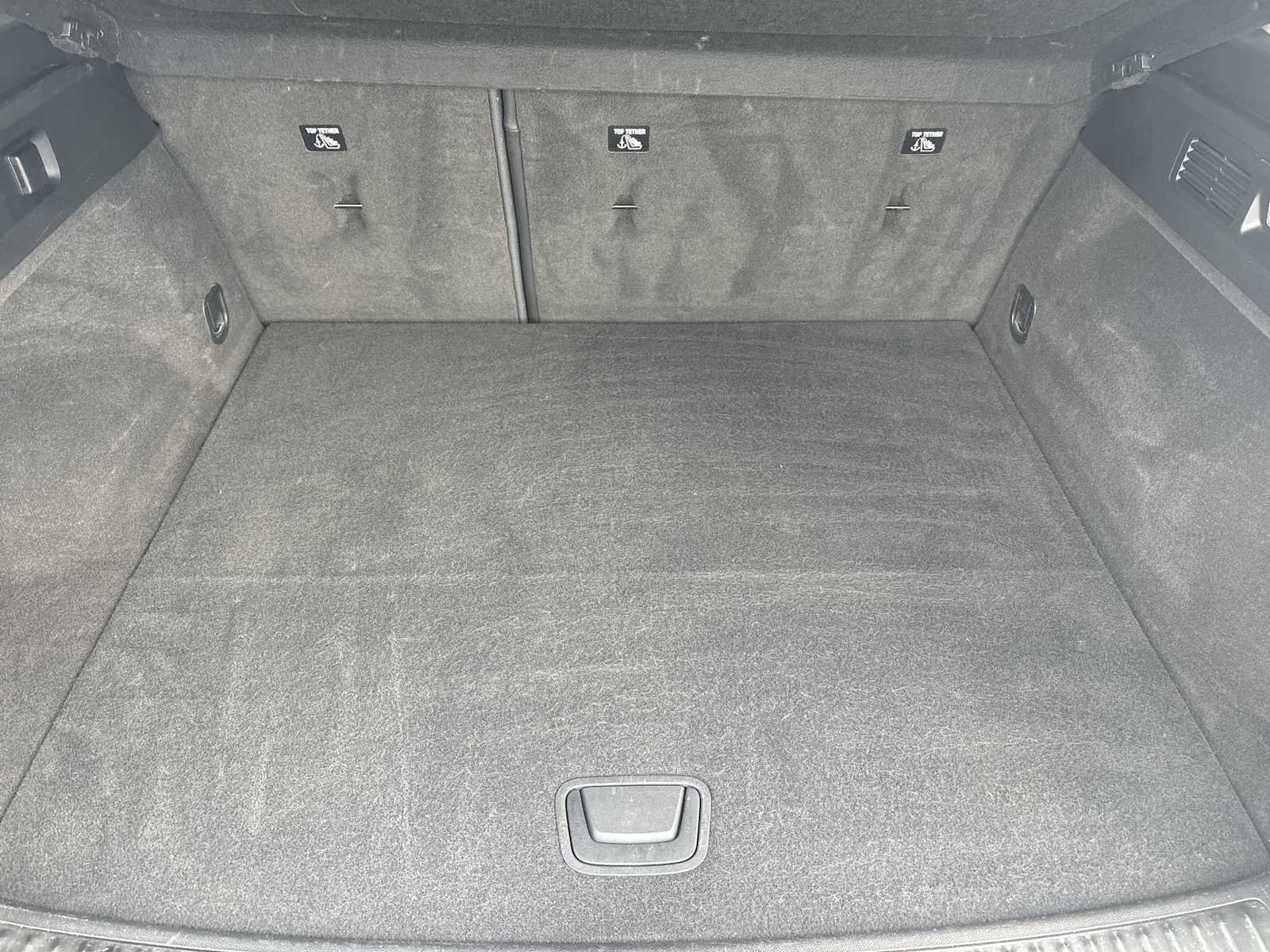 Used 2021 Buick Envision Essence w/ Sport Touring Package FWD image 27