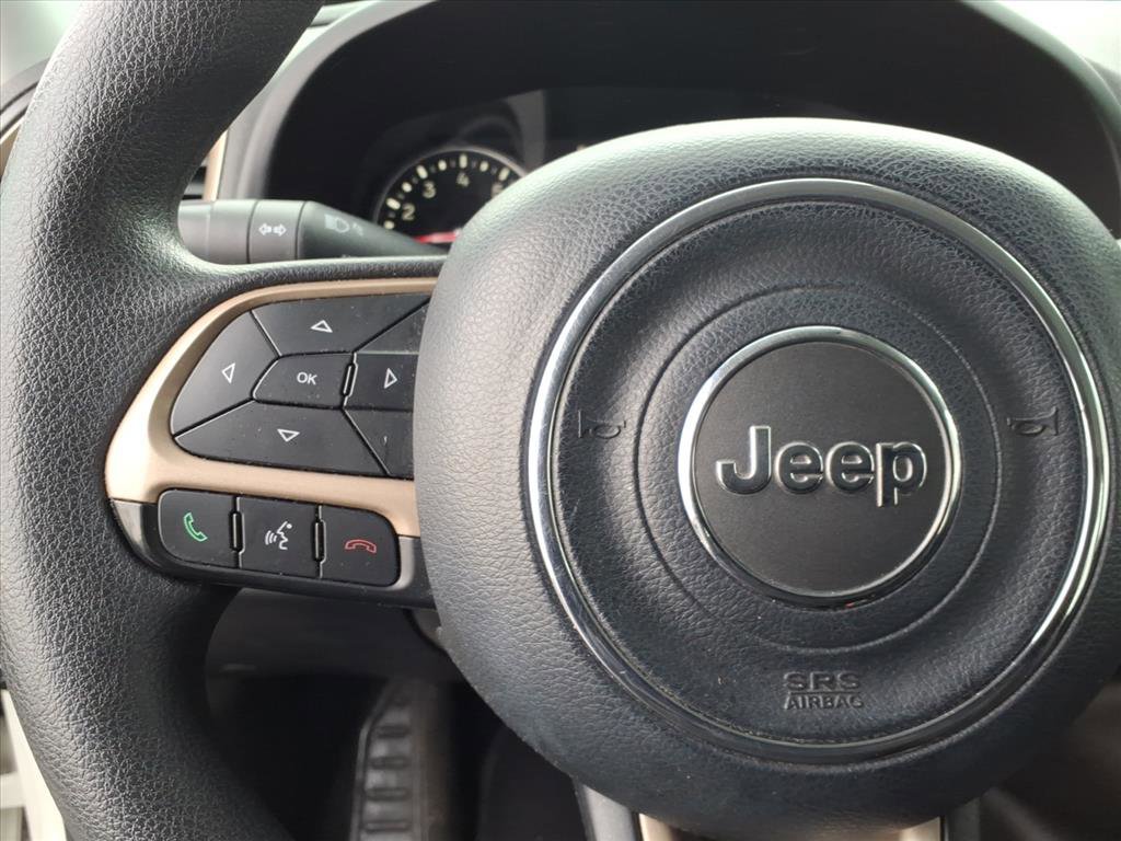 Used 2016 Jeep Renegade Sport w/ Power & Air Group image 21