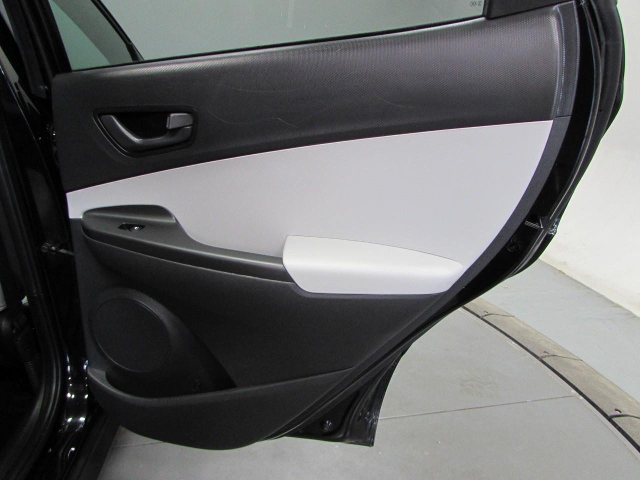Used 2023 Hyundai Kona SEL w/ Cargo Package AWD/4WD image 18