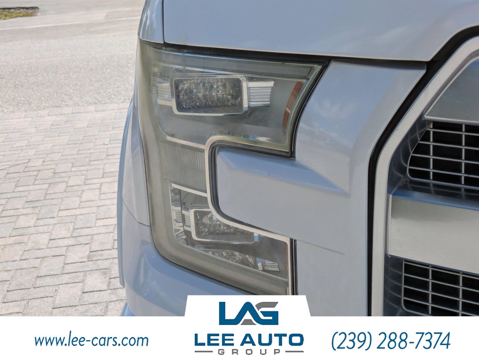 Used 2015 Ford F150 Platinum w/ Trailer Tow Package image 8