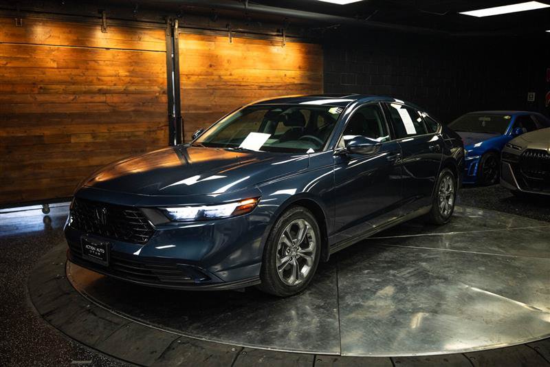 Used 2023 Honda Accord EX image 2