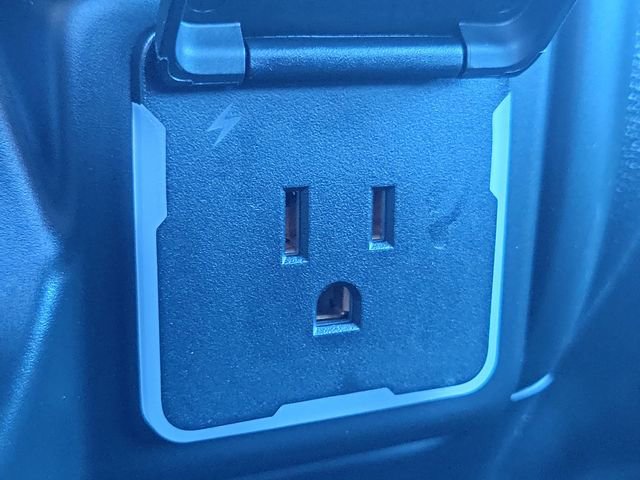 Used 2024 Chevrolet Silverado 1500 W/T w/ WT Value Package image 16