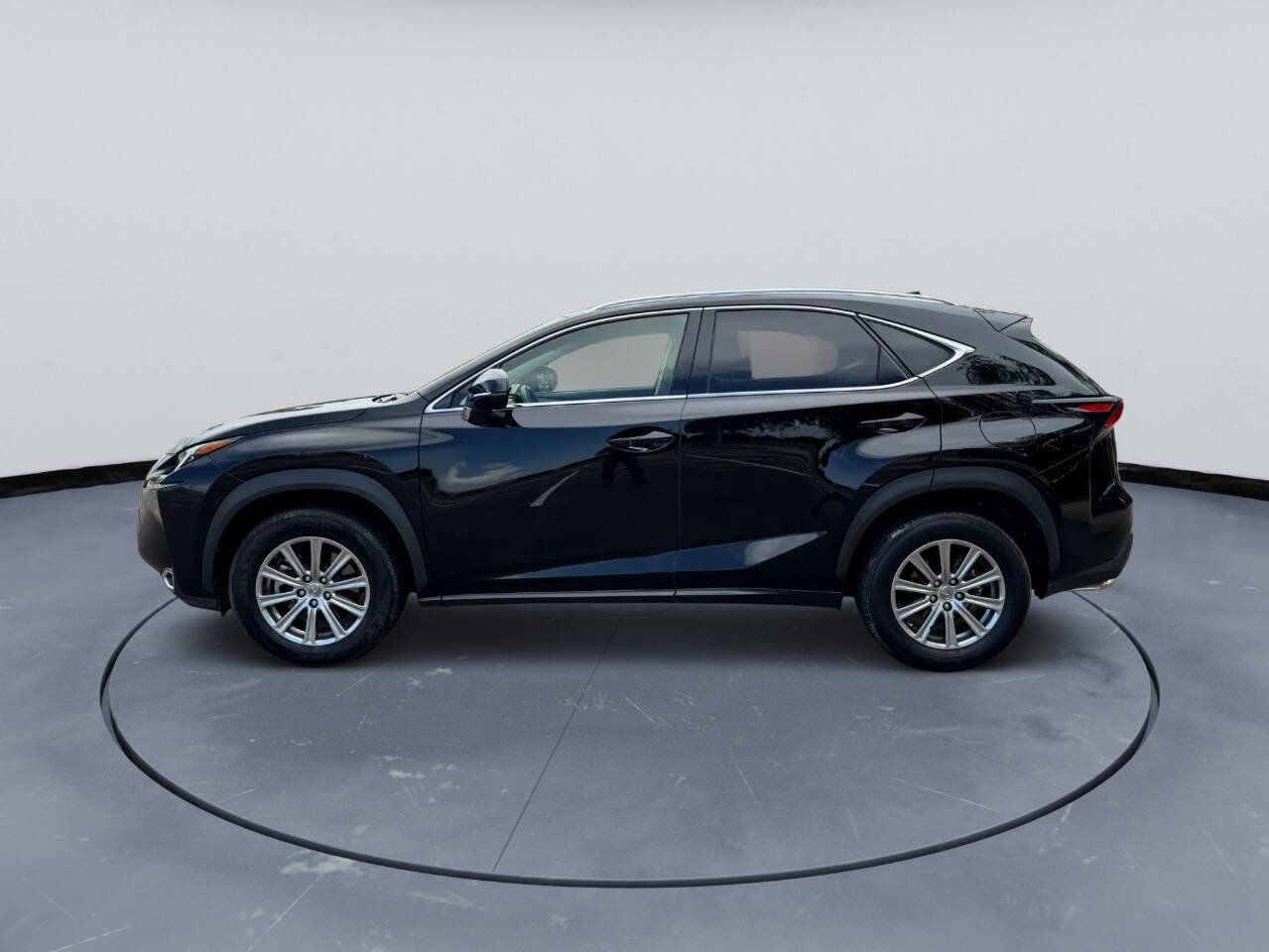 Used 2016 Lexus NX 200t FWD image 9