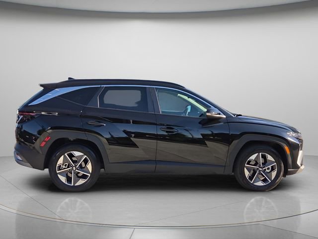 Used 2025 Hyundai Tucson SEL FWD image 8