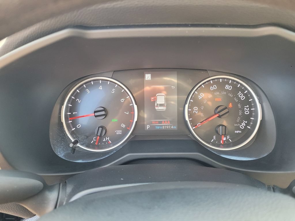 Used 2022 Toyota RAV4 XLE w/ Convenience Package FWD image 24