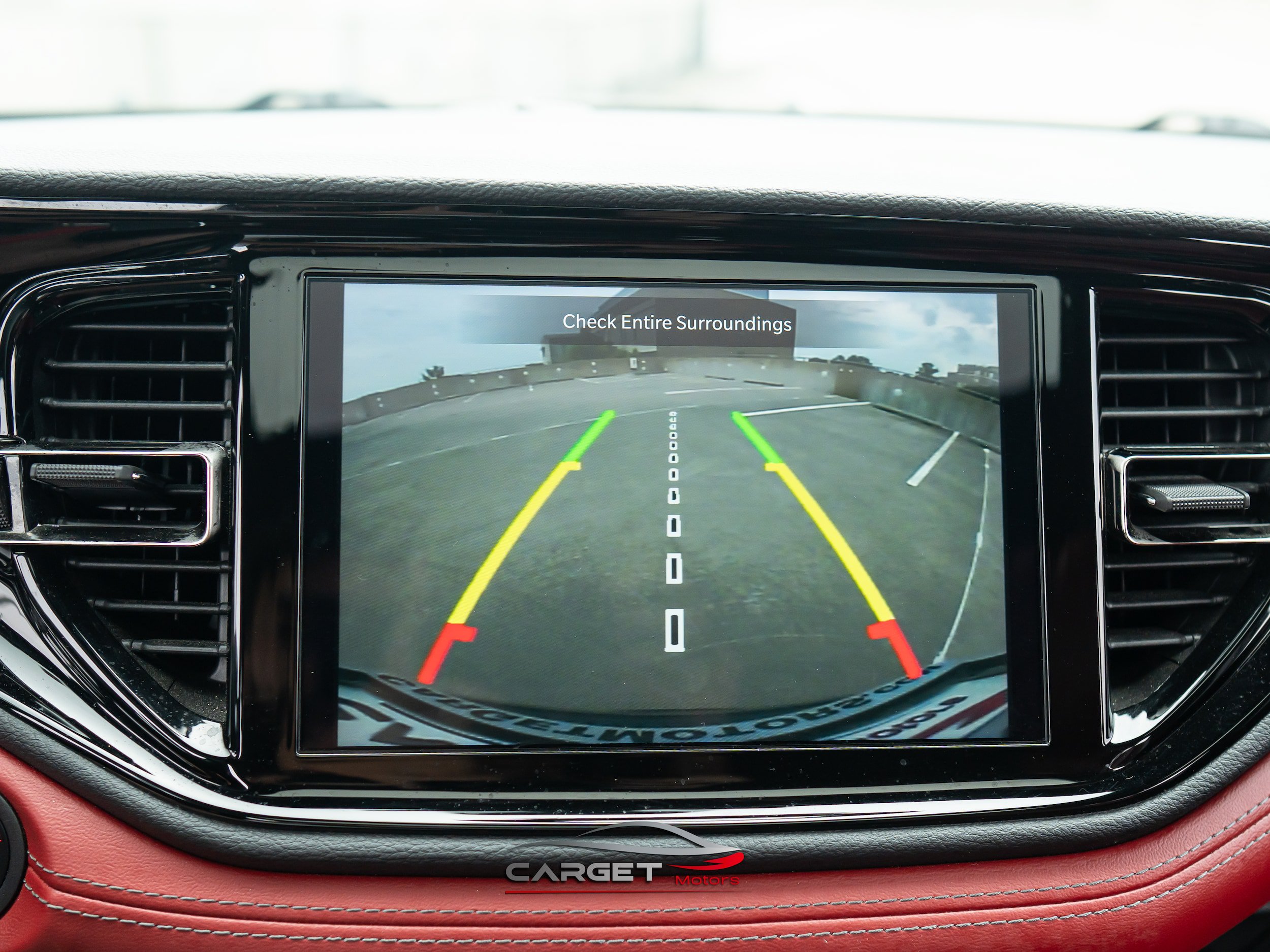 Used 2021 Dodge Durango R/T w/ Tow 'N Go Package AWD/4WD image 32