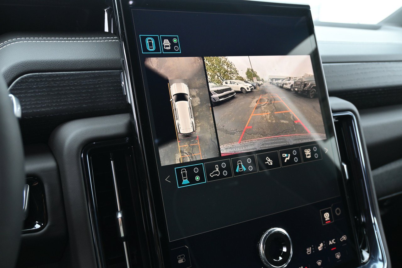 New 2027 GMC Yukon AT4 Ultimate AWD/4WD image 26
