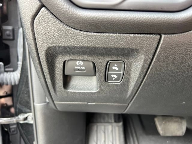 Used 2025 RAM 1500 Big Horn AWD/4WD image 11
