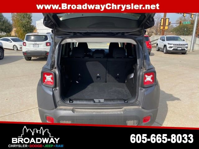 Used 2022 Jeep Renegade Latitude image 10