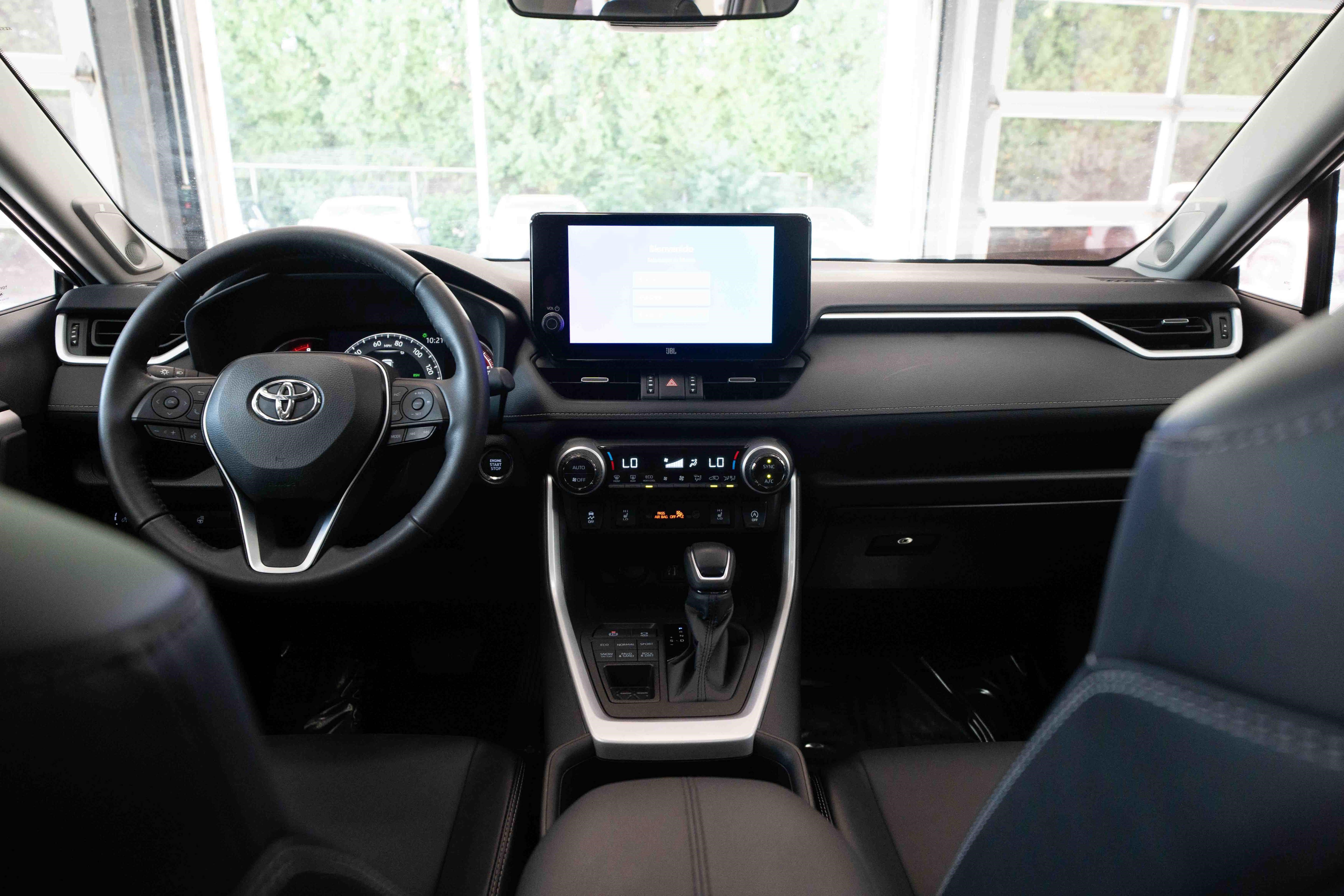 Certified 2023 Toyota RAV4 XLE Premium AWD/4WD image 21