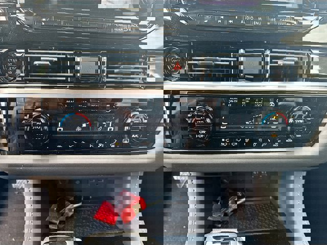 New 2025 Nissan Pathfinder SL w/ Cargo Package image 18