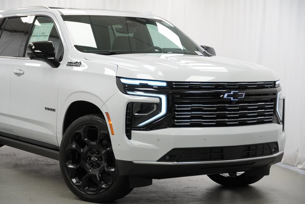 Used 2026 Chevrolet Tahoe High Country AWD/4WD image 9