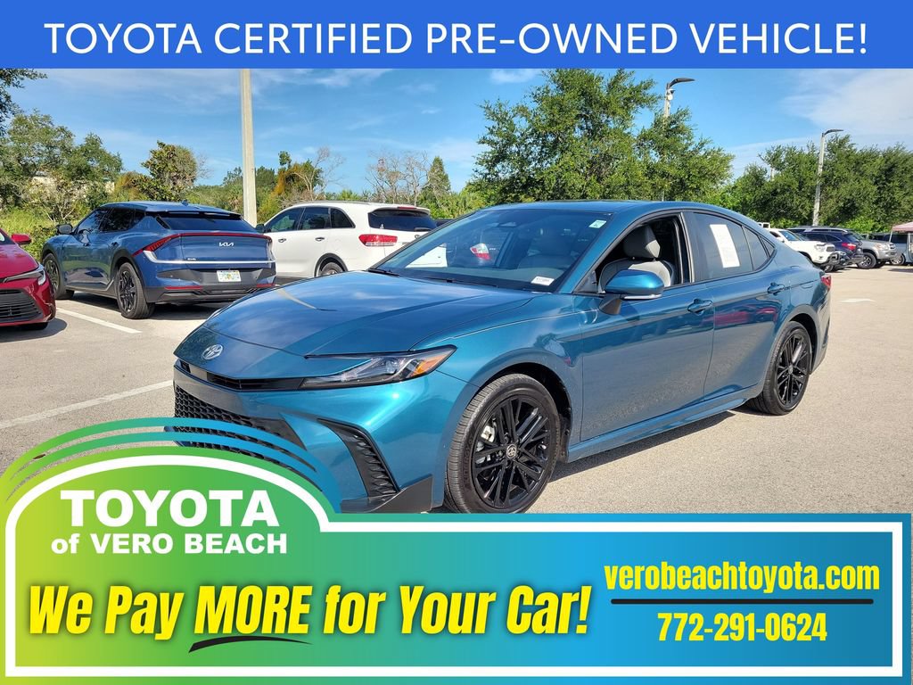 Used 2026 Toyota Camry SE AWD/4WD image 1