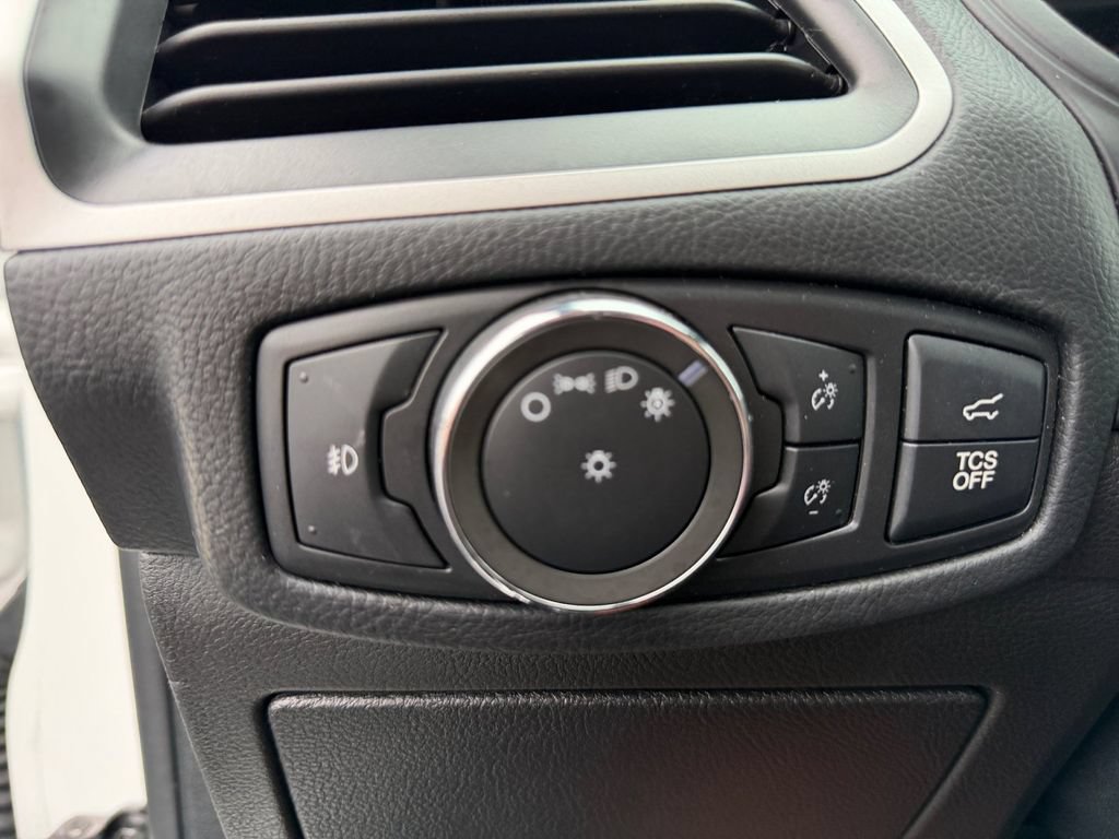 Used 2022 Ford Edge ST-Line AWD/4WD image 19