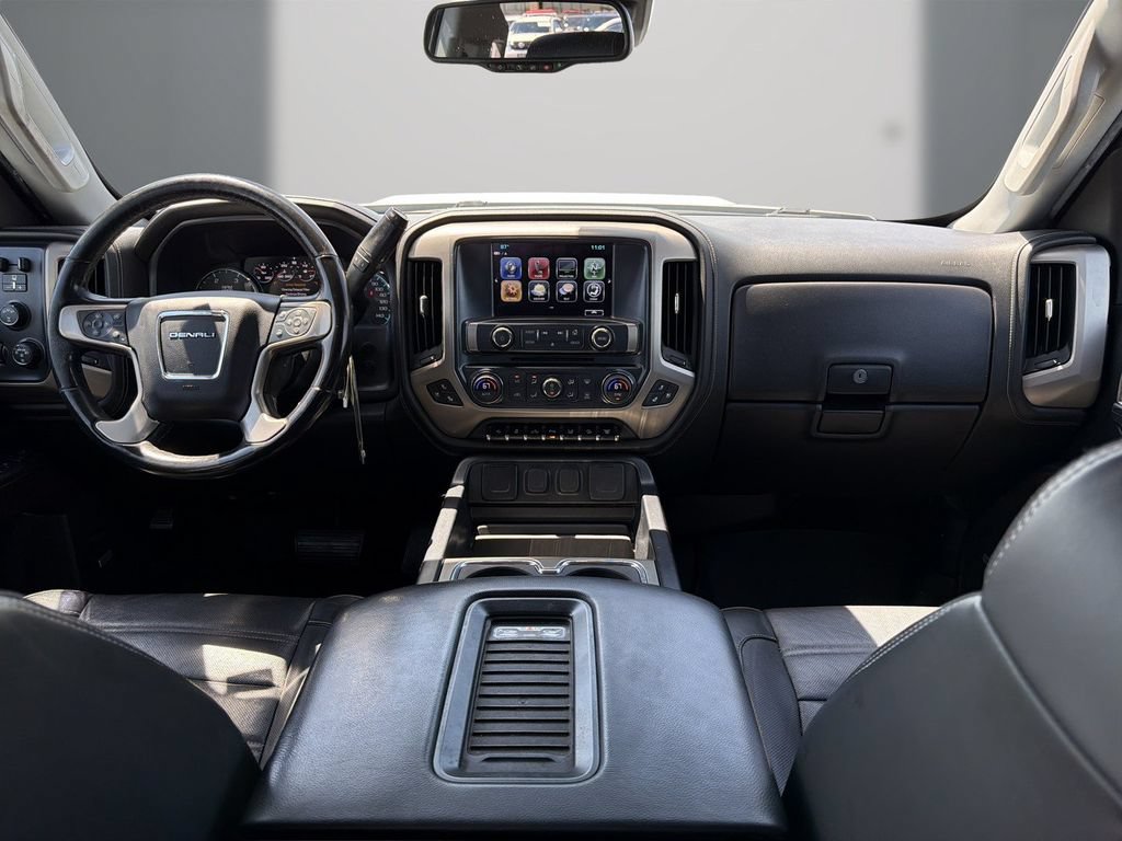 Used 2017 GMC Sierra 2500 Denali w/ Duramax Plus Package AWD/4WD image 16