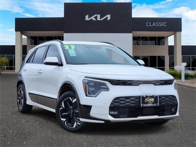 Used 2023 Kia Niro Wave image 1