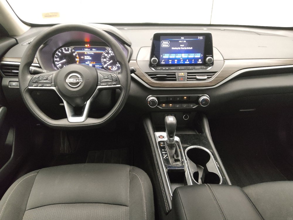 Used 2023 Nissan Altima 2.5 SV image 22