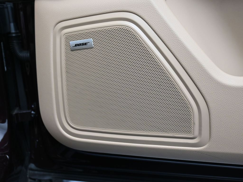 Certified 2025 Porsche Macan image 29