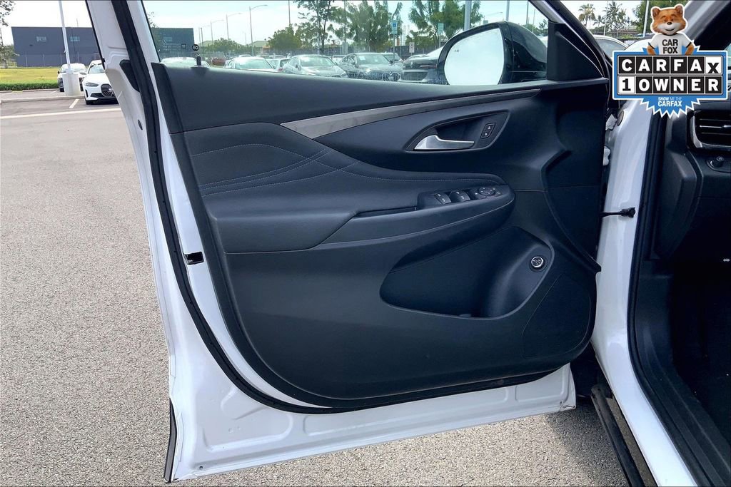 Used 2024 Buick Envista Sport Touring w/ Convenience I Package image 21