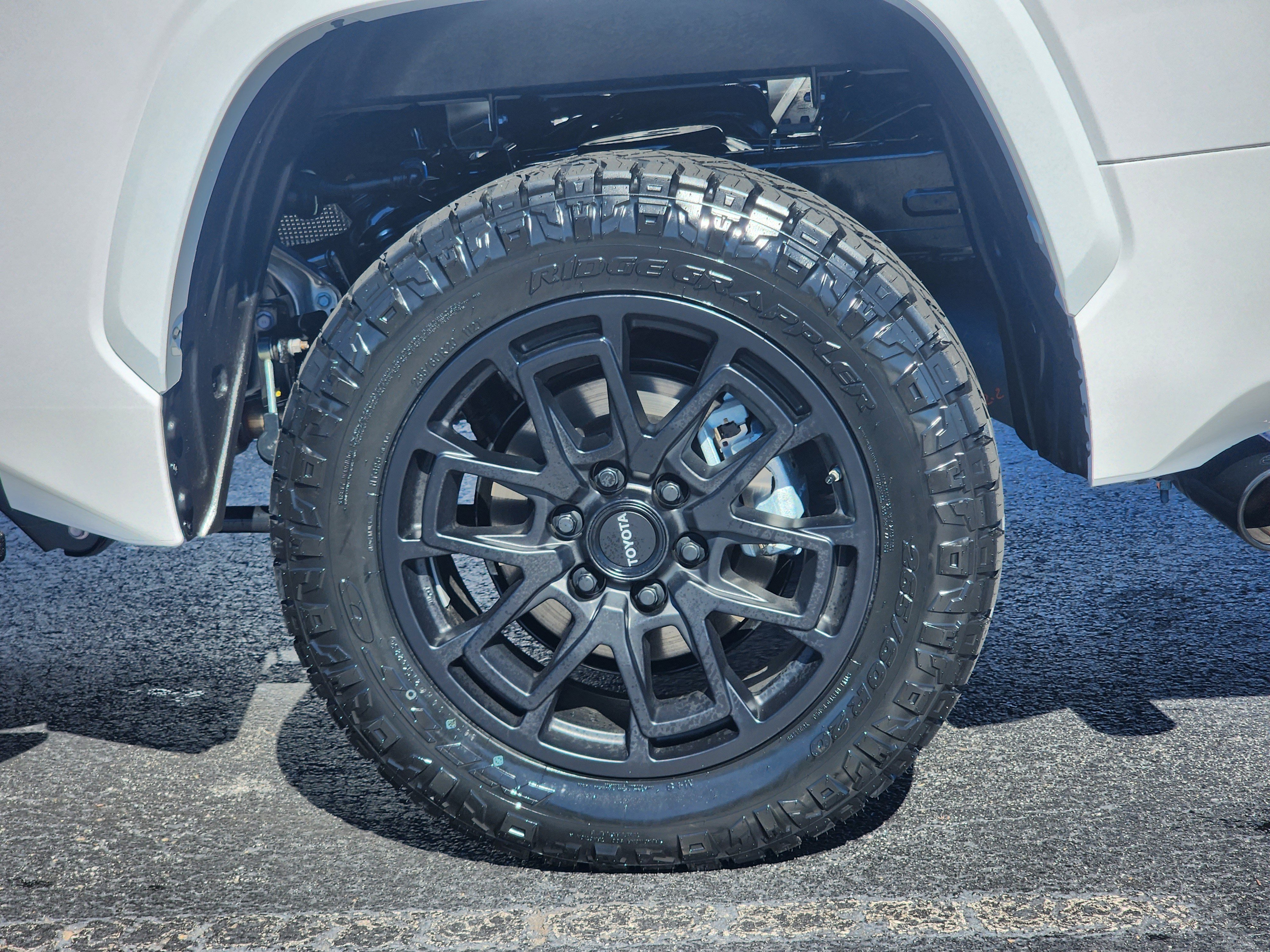 Used 2026 Toyota Tundra SR5 w/ SR5 Convenience Package image 10