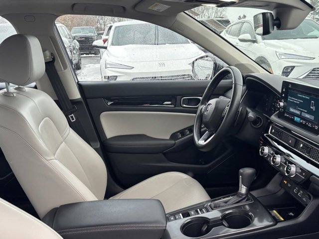 Used 2024 Honda Civic Touring image 14